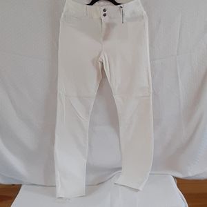 KiKi Larue white jeans